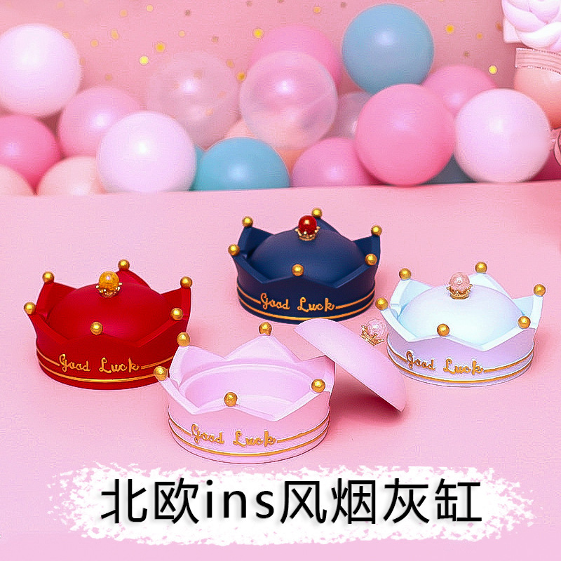 Crown ashtray, lady ashtray. P - огляд і ціна Home Office Trend