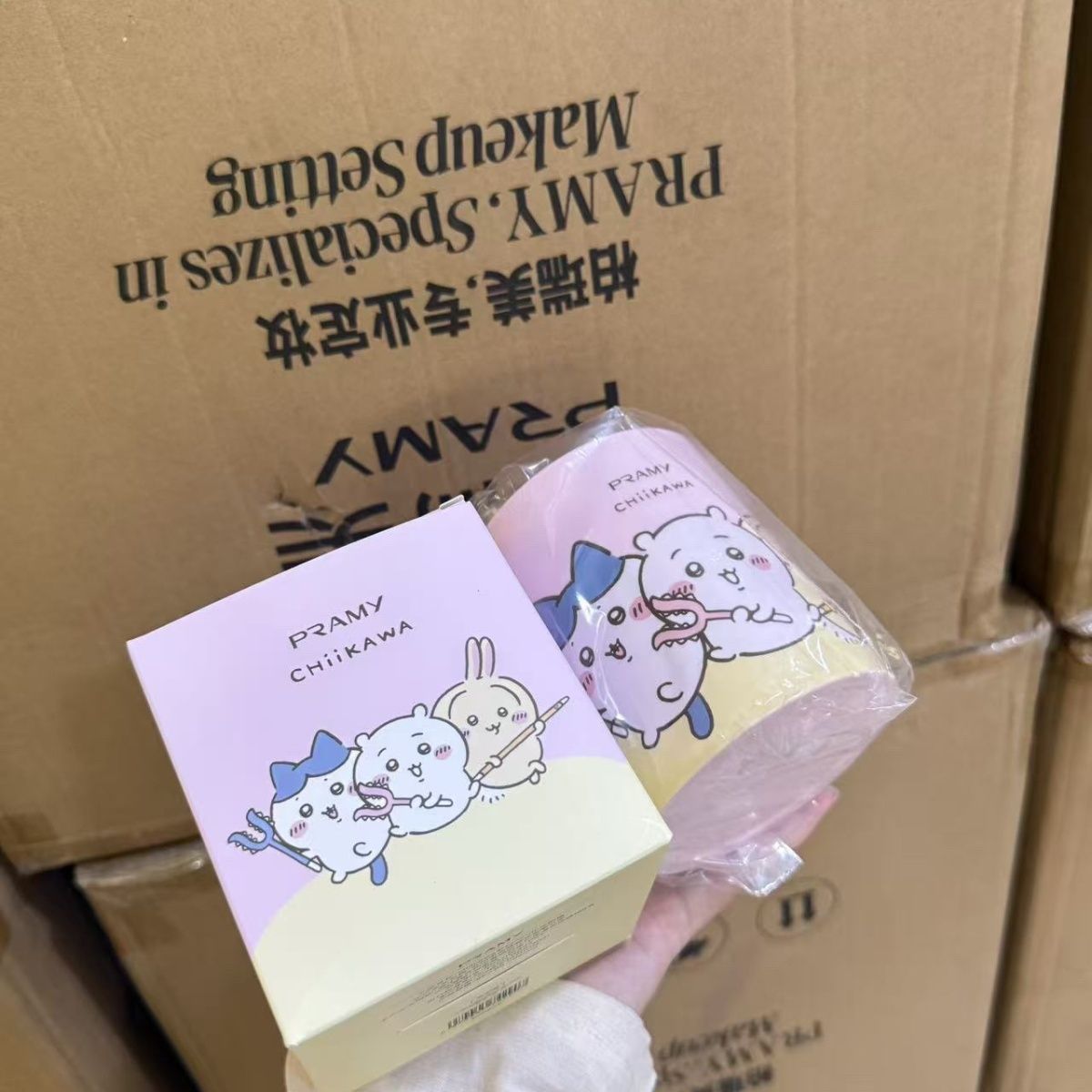 Chiikawa Co branded Makeup Bru - огляд і ціна Pen Holder Organizer