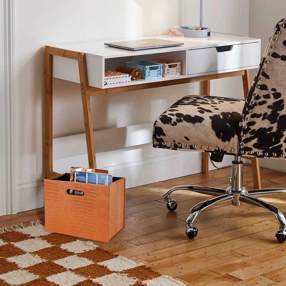 Brown Wooden Magazine and News - огляд і ціна Home Office Or